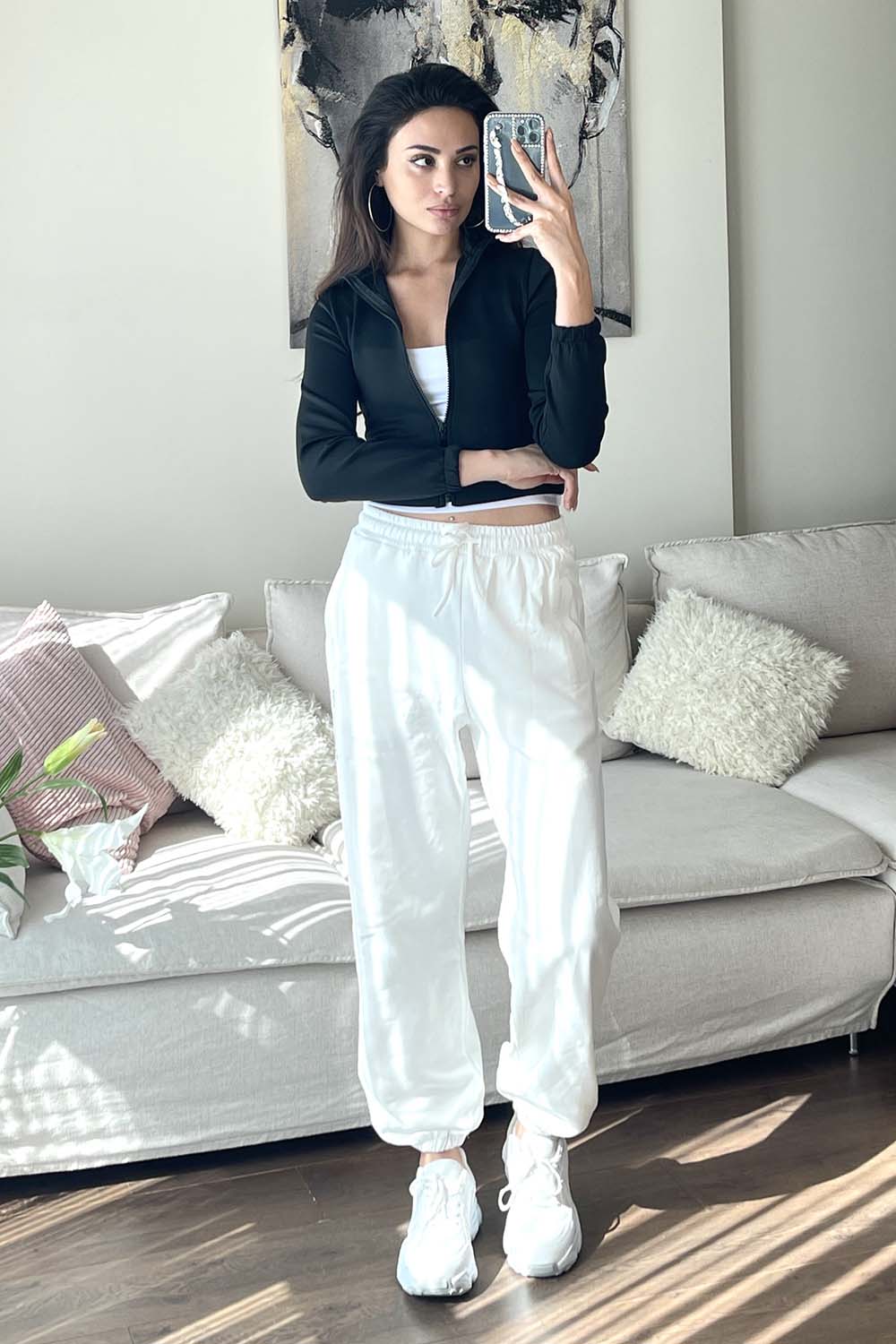 Black Turtle Neck Long Arm Sandy Fabric Cardigan