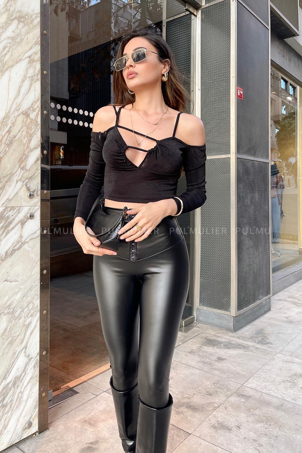 Black Normal Neck Zero Arm Knitwear Crop