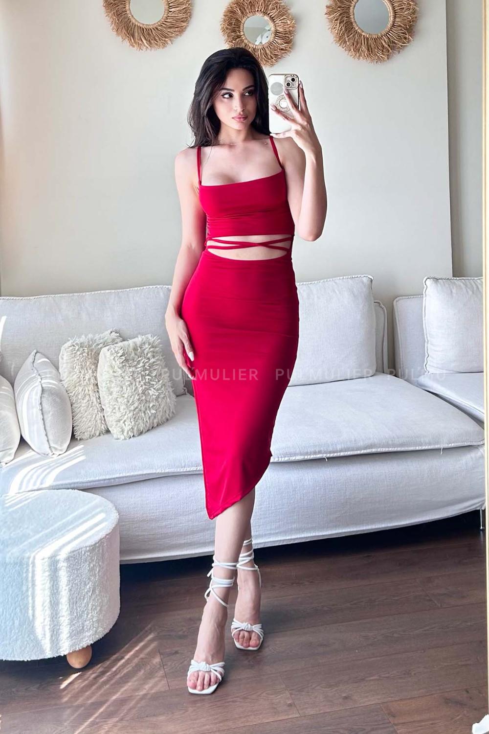 Claret Red Scope Neck Knitwear Unprinted Dresess