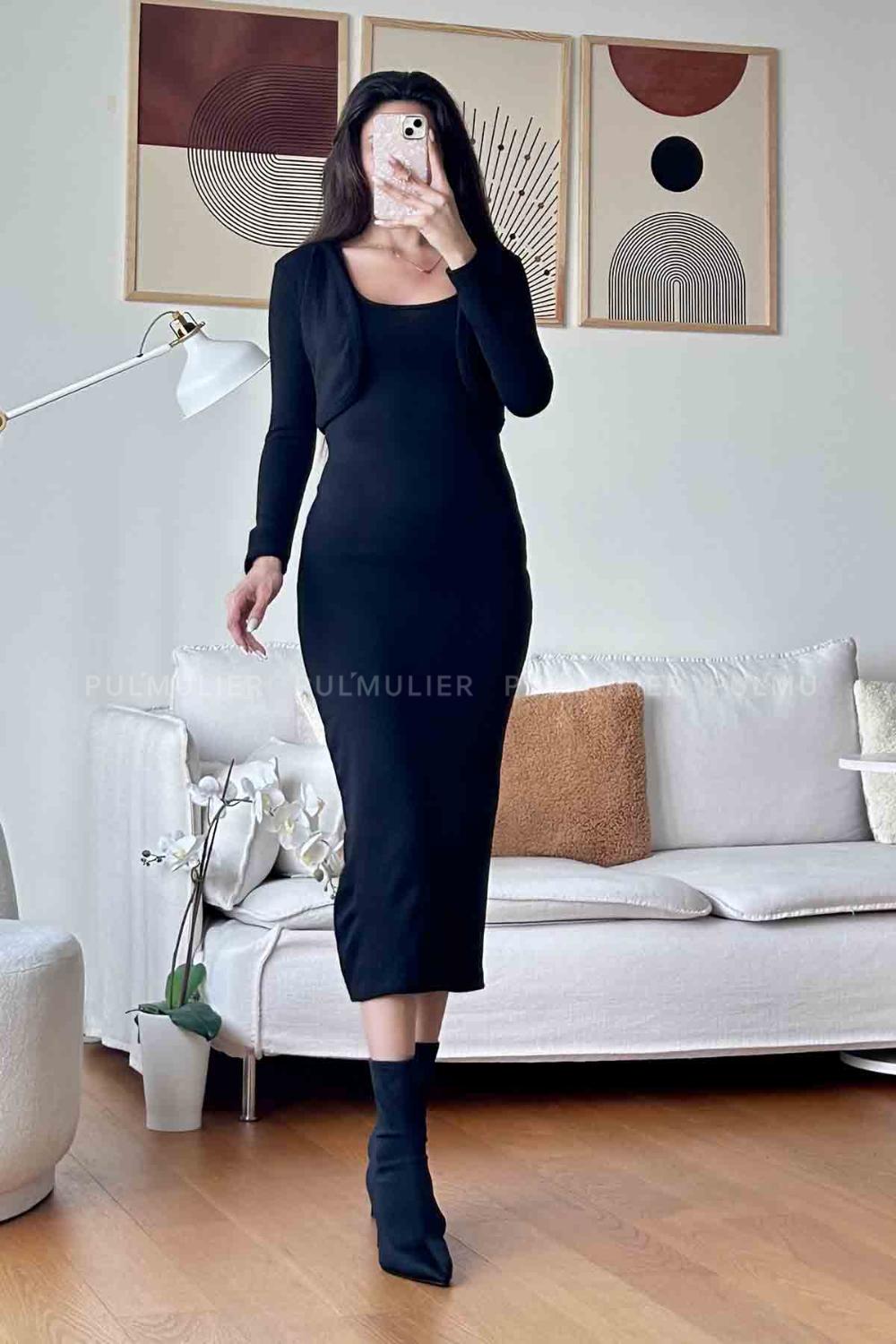 Black Scoop Neck Acrylic Knitwear Unprinted Dresess