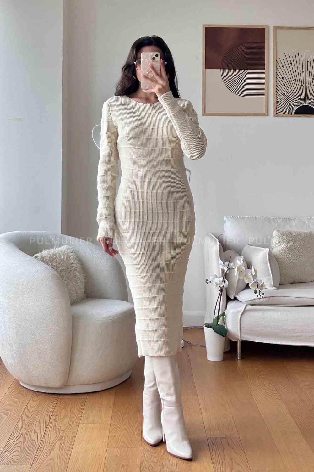 Cream Scoop Neck Knitwear Unprinted Dresess