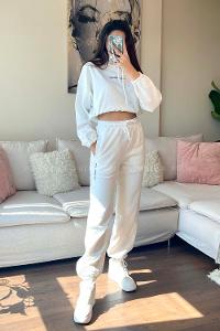 White Hood Neck Long Arm Without Accessories Cotton Elastic Trousers Comfortable Suit