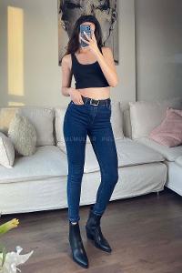 Black Normal Neck Long Arm Knitwear Crop