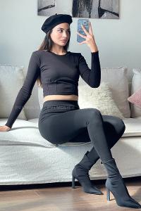 Black Medium Crew Neck Long Arm Cotton Fabric Body