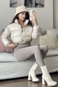 Beige Shirt Collar Long Arm Coat