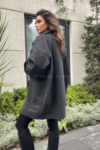 Black Shirt Collar Long Arm Coat
