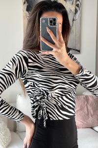 Black White Crew Neck Long Arm Combed Fabric Body