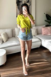 Pistachio Green V Neck Short Arm Without Accessories Cotton Fabric Unprinted Blouse