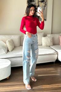 Red Medium Crew Neck Long Arm Cotton Fabric Body