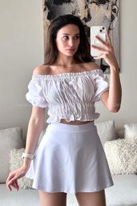 White Scoop Neck Short Arm Without Accessories Cotton Fabric Unprinted Blouse