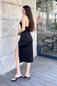 Black Scope Neck Knitwear Unprinted Dresess