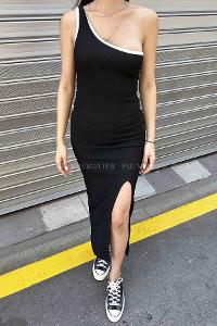 Black Scope Neck Knitwear Unprinted Dresess