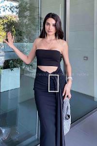 Black Scope Neck Knitwear Unprinted Dresess