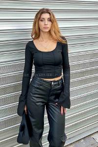 Black Normal Neck Short Arm Cotton Fabric Crop