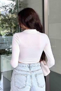 White Normal Neck Short Arm Cotton Fabric Crop