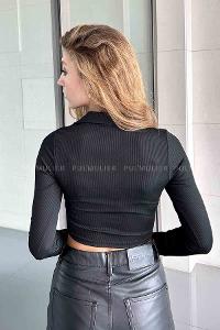 Black Normal Neck Short Arm Cotton Fabric Crop