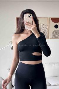 Black Normal Neck Short Arm Cotton Fabric Crop