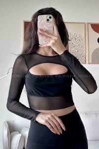 Black Normal Neck Short Arm Cotton Fabric Crop