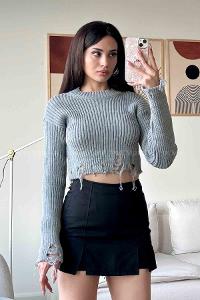 Gray Scoop Neck Long Arm Jumper