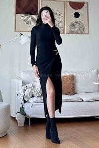 Black Scope Neck Knitwear Unprinted Dresess