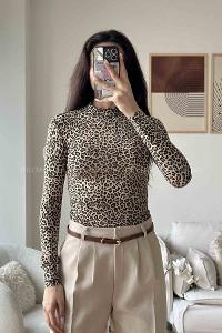 Leopard Tight Neck Reglan Sleeveless Arm Combed Fabric Body