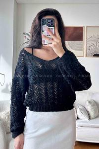 Black Scoop Neck Long Arm Jumper