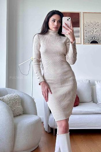 Cream Scope Neck Knitwear Unprinted Dresess