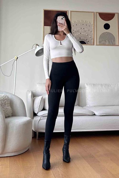 White Normal Neck Short Arm Cotton Fabric Crop