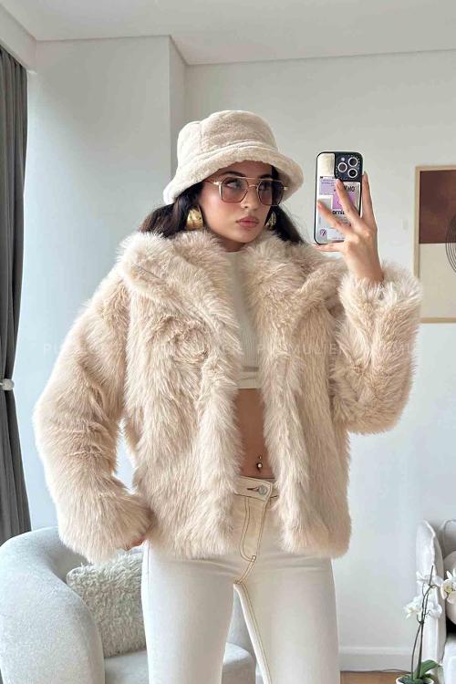 Ecru Zippered Neck Long Arm Vest